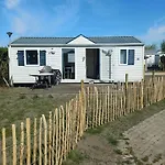 Stacaravan Zen Nr 2010 In Nieuwe Tuin 4p * Bredene