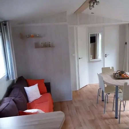 Σπίτι διακοπών Luxueuze Stacaravan 4pers Met Terras En Tuintje *